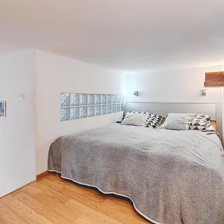 Appartement Delux3 *